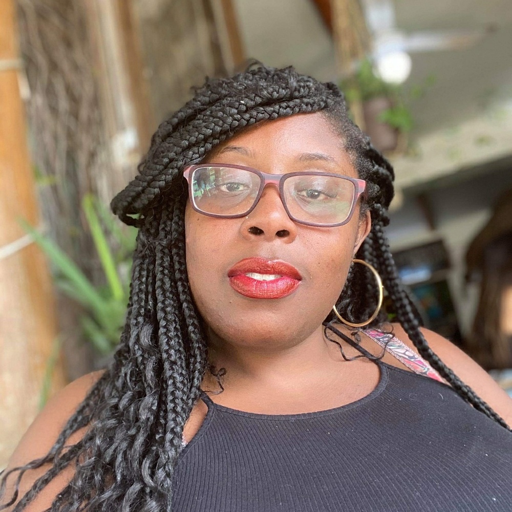 Meet your Posher, Jaquetta